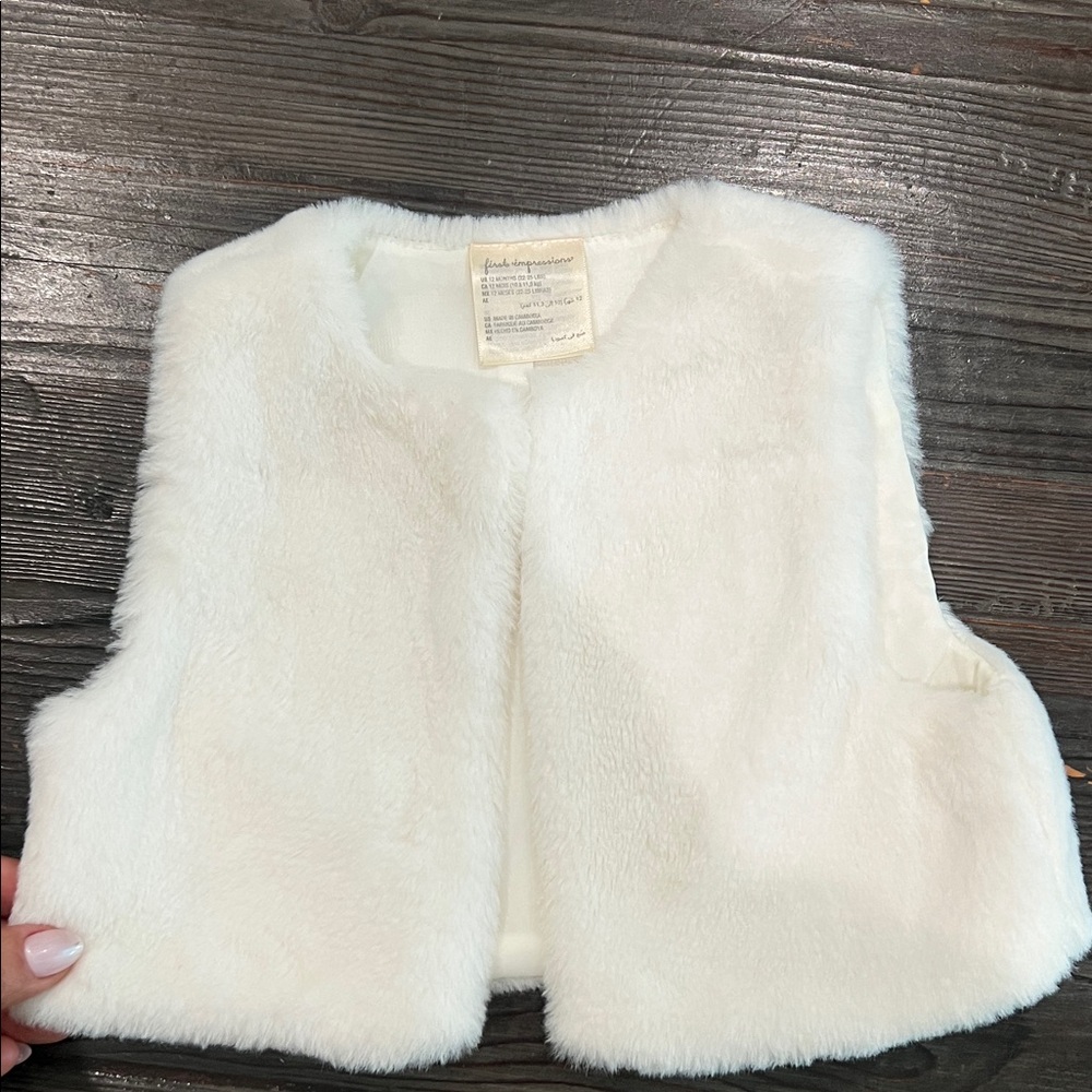 First Impressions White Faux Fur unisex Vest